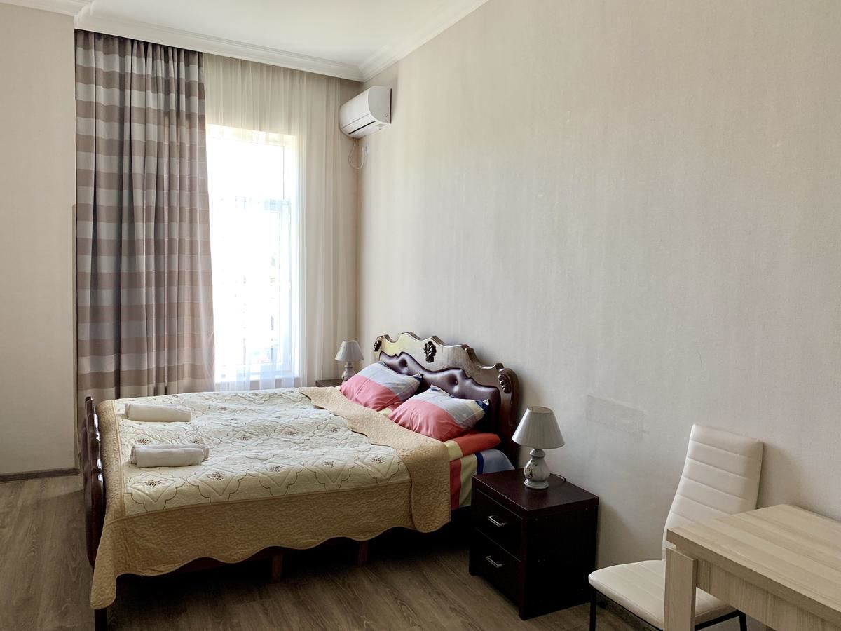 Отель Hotel Red Bridge Кутаиси