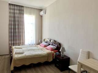 Отель Hotel Red Bridge Кутаиси Двухместный номер с 1 кроватью и общим туалетом-1